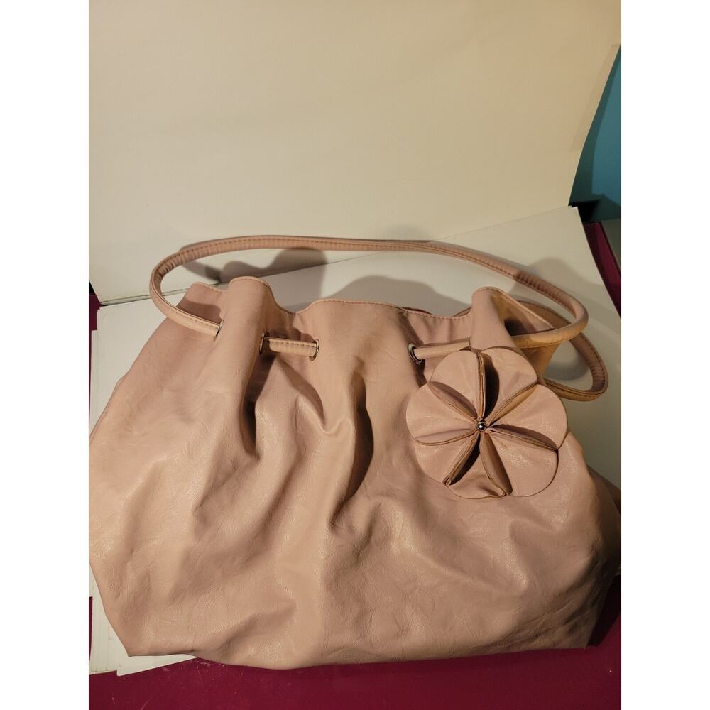 Dexter Womans Pink Leather Over The Shoulder Purse